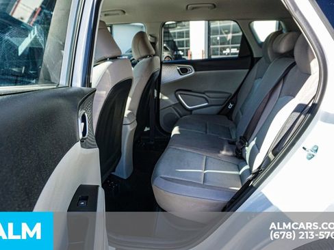 Used 2025 Kia Soul LX FWD image 22