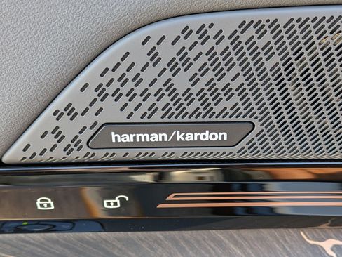 New 2026 BMW 530i xDrive w/ M Sport Package image 14