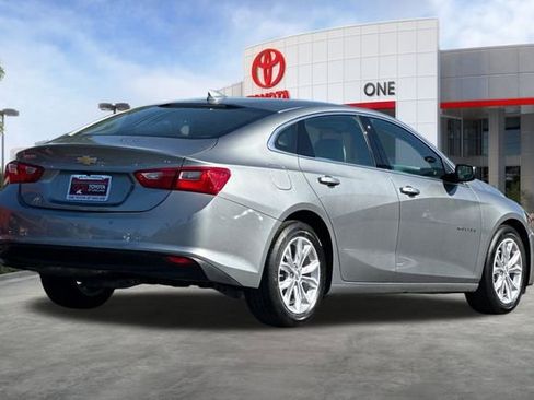 Used 2023 Chevrolet Malibu LT w/ Driver Confidence Package image 4