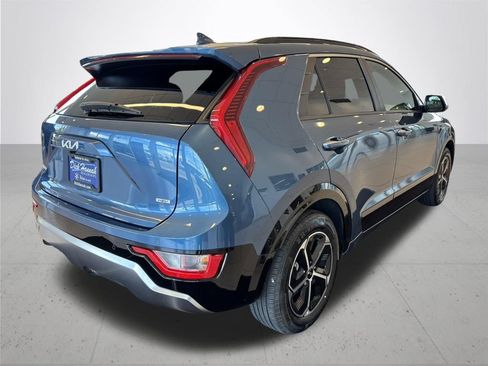 Used 2023 Kia Niro FWD image 7