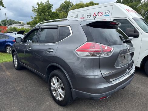 Used 2016 Nissan Rogue SV w/ SV Premium Package AWD/4WD image 4