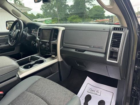 Used 2017 RAM 1500 Big Horn AWD/4WD image 28
