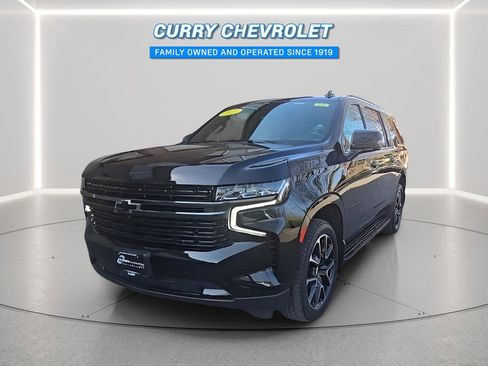 Used 2021 Chevrolet Suburban RST w/ Luxury Package image 6