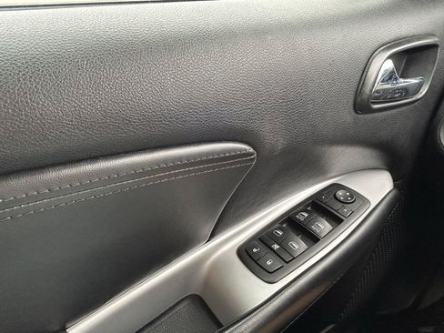 Used 2014 Dodge Journey SXT FWD image 26