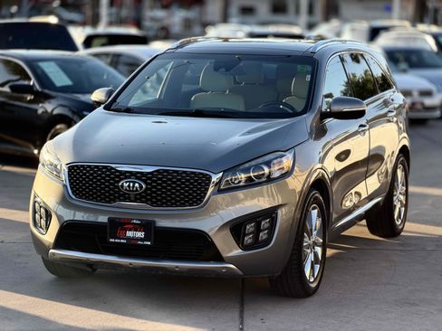 Used 2016 Kia Sorento SX w/ SXL Technology Package FWD image 3