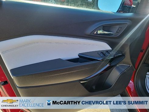 New 2026 Chevrolet Trax LT w/ Driver Confidence Package image 15