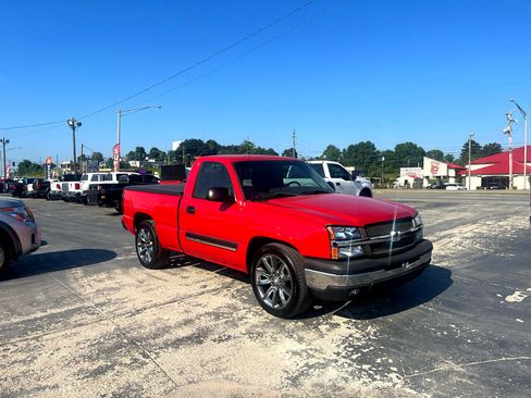 Used 2005 Chevrolet Silverado 1500 LS w/ Light Duty Power Package image 1
