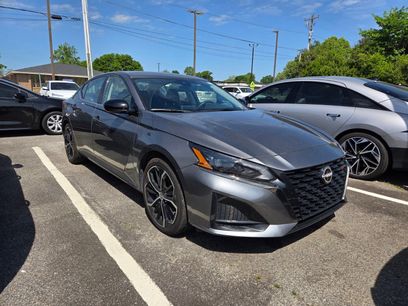Used 2025 Nissan Altima 2.5 SR
