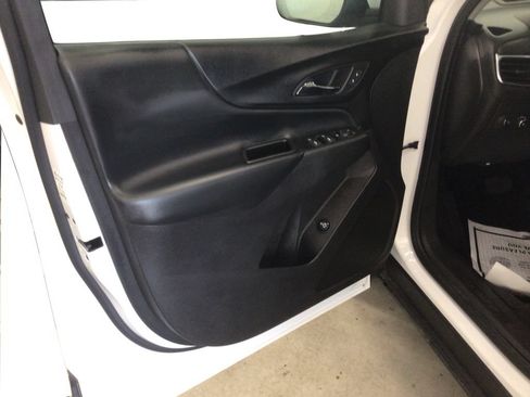 Used 2024 Chevrolet Equinox LT AWD/4WD image 20