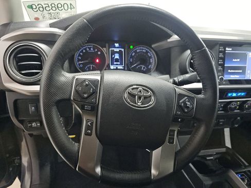 Used 2022 Toyota Tacoma SR5 image 12