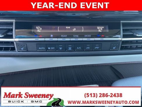 Used 2024 Toyota Sienna XLE image 20