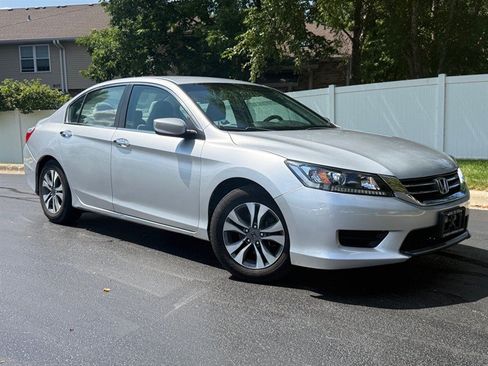 Used 2013 Honda Accord LX image 1