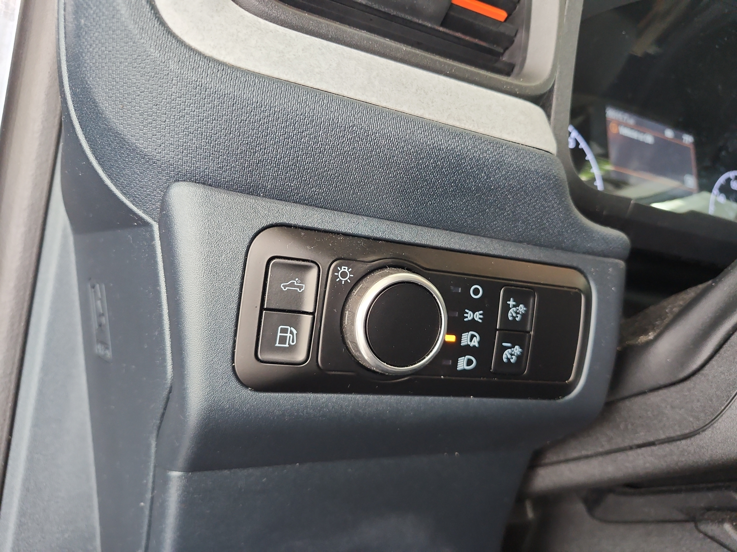 Used 2024 Ford Maverick XLT w/ XLT Luxury Package FWD image 13