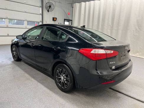 Used 2014 Kia Forte LX w/ Popular Package FWD image 6