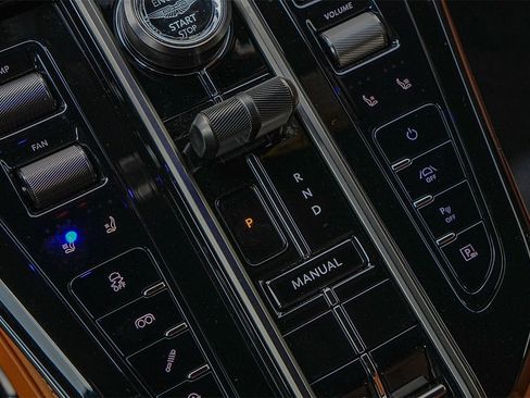 New 2026 Aston Martin V8 Vantage Roadster image 29