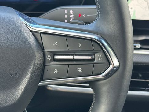 Used 2026 Chevrolet Equinox LT w/ LPO, Floor Liner Package image 39