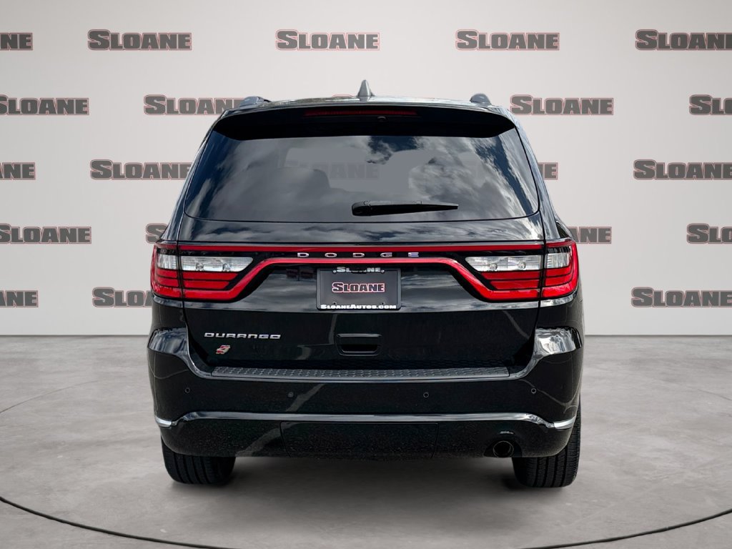 Used 2022 Dodge Durango SXT w/ Anodized Platinum Package AWD/4WD image 4