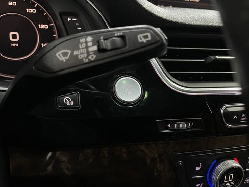 Used 2018 Audi Q7 3.0T Premium Plus w/ Premium Plus Package image 21