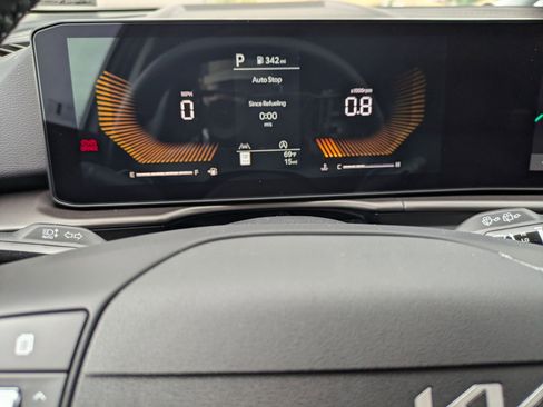 New 2026 Kia Sportage EX w/ EX Panorama Roof Package image 20