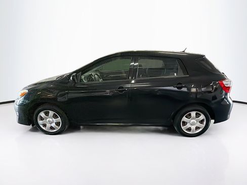 Used 2009 Toyota Matrix FWD image 4