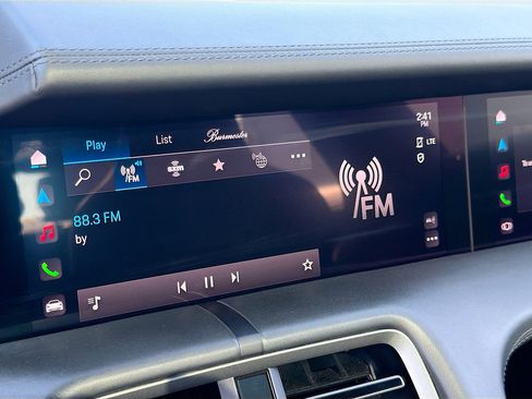 Used 2022 Porsche Taycan Turbo S image 30