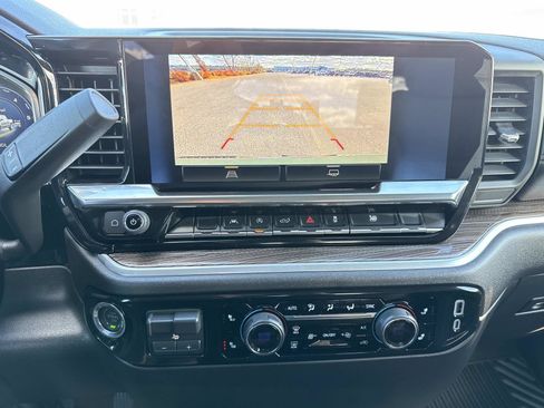 New 2026 Chevrolet Silverado 1500 LT image 4