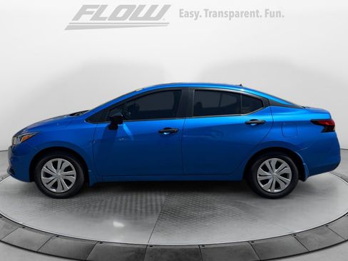 Used 2022 Nissan Versa S FWD image 4