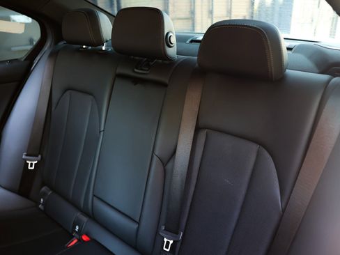 Used 2022 BMW M340i w/ Premium Package RWD image 11