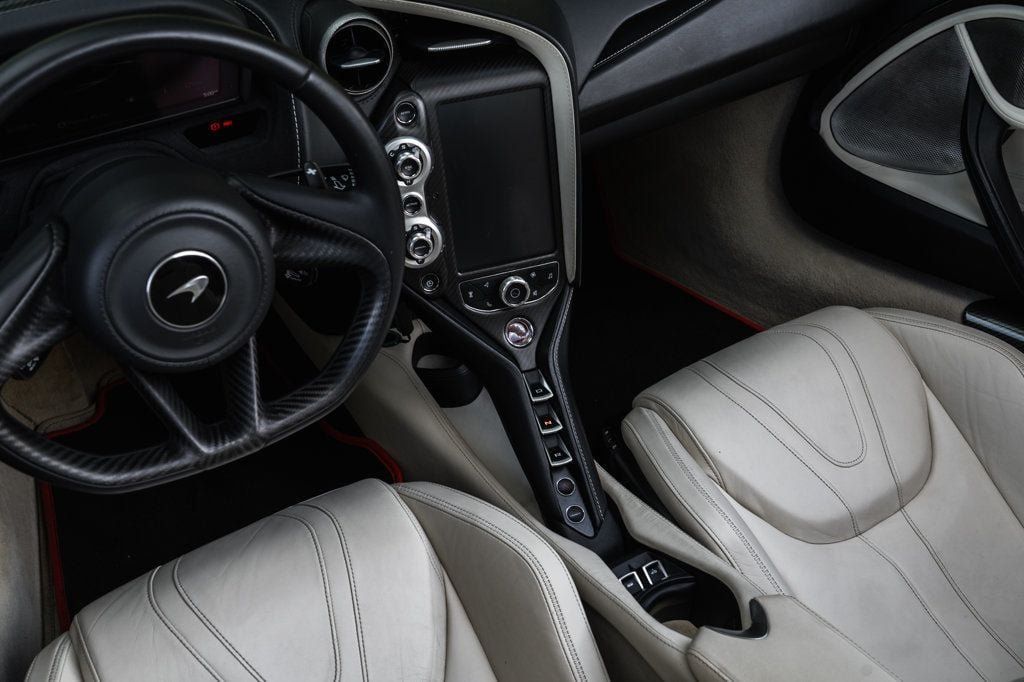 Used 2020 McLaren 720S Spider RWD image 20