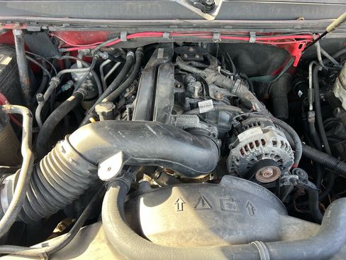 Used 2009 Chevrolet Suburban 2500 LS w/ Skid Plate Package image 19