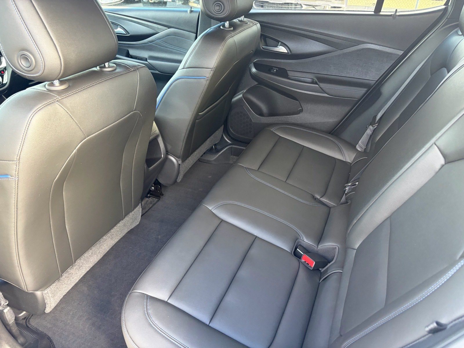 Used 2025 Buick Envista Sport Touring w/ Convenience I Package FWD image 29