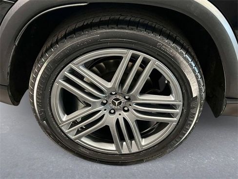 Certified 2023 Mercedes-Benz GLS 450 4MATIC image 8