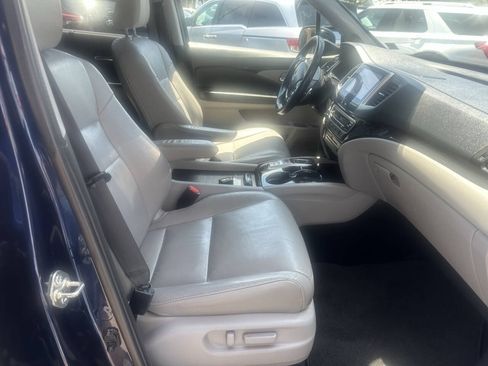 Used 2016 Honda Pilot Touring image 14