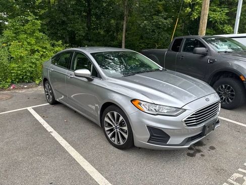 Certified 2020 Ford Fusion SE AWD/4WD image 1