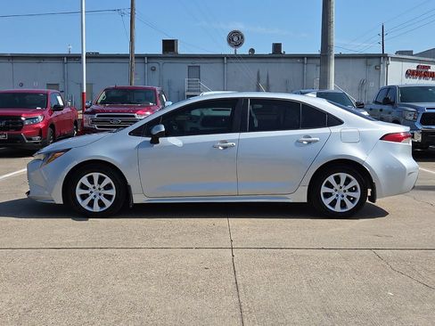 Certified 2024 Toyota Corolla LE FWD image 3