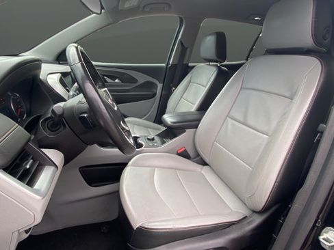 Used 2018 GMC Terrain SLT w/ Preferred Package AWD/4WD image 9