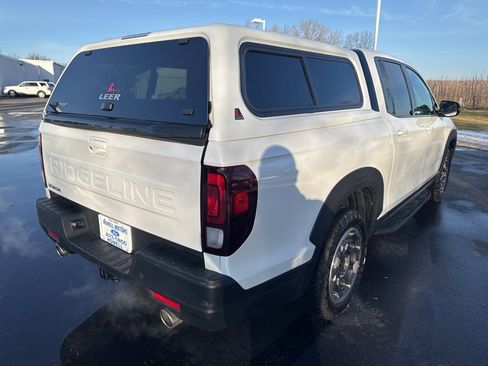 Used 2024 Honda Ridgeline Black Edition image 8