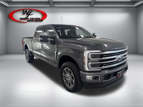 New 2026 Ford F250 Platinum w/ Platinum Plus Package AWD/4WD image 3