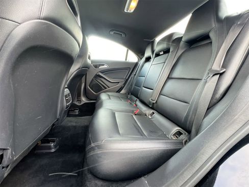 Used 2015 Mercedes-Benz CLA 250 4MATIC image 19