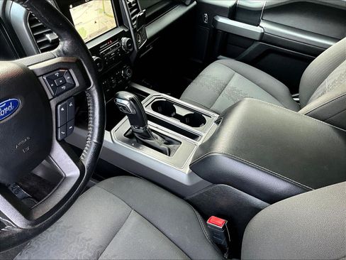 Used 2018 Ford F150 XLT w/ Equipment Group 302A Luxury AWD/4WD image 19