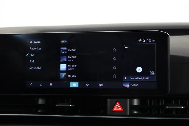 Certified 2025 Kia Carnival FWD image 28