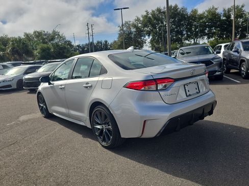 Used 2025 Toyota Corolla SE FWD image 6
