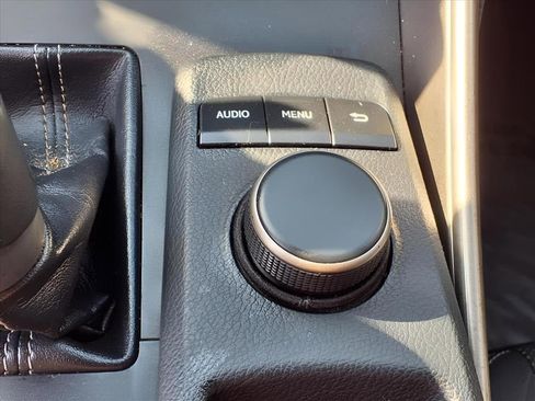 Used 2015 Lexus IS 250 image 18