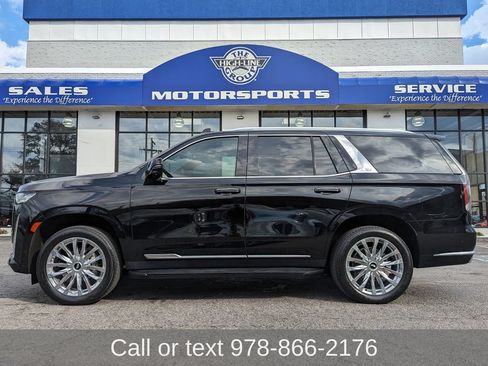 Used 2022 Cadillac Escalade Premium Luxury RWD image 1