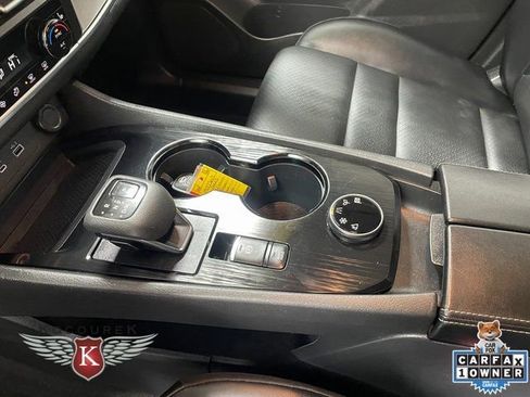 Used 2023 Nissan Rogue SV w/ SV Premium B Package image 18