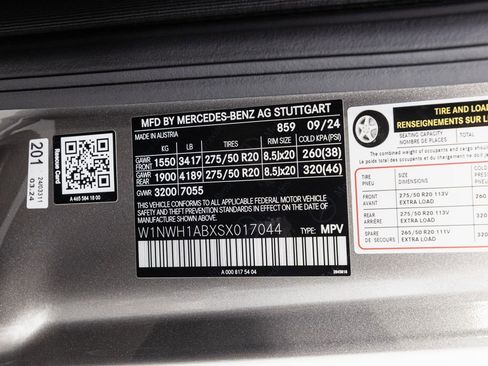 Used 2025 Mercedes-Benz G 550 image 39