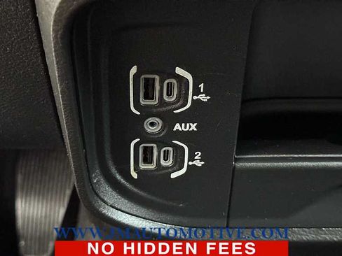 Used 2024 RAM 2500 Big Horn AWD/4WD image 36