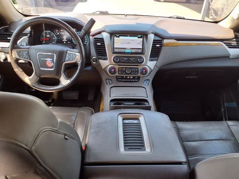 Used 2017 GMC Yukon XL Denali w/ Open Road Package AWD/4WD image 16