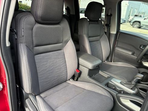 Certified 2024 Nissan Frontier SV w/ Technology Package image 20