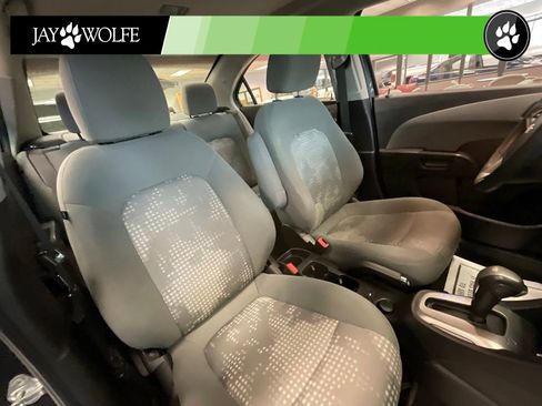 Used 2014 Chevrolet Sonic LS FWD image 17